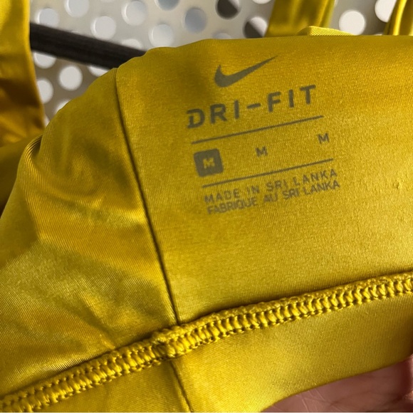 Nike Women’s Indy Shine Metallic Sports Bra Size Small in Golden Yellow - Picture 4 of 6